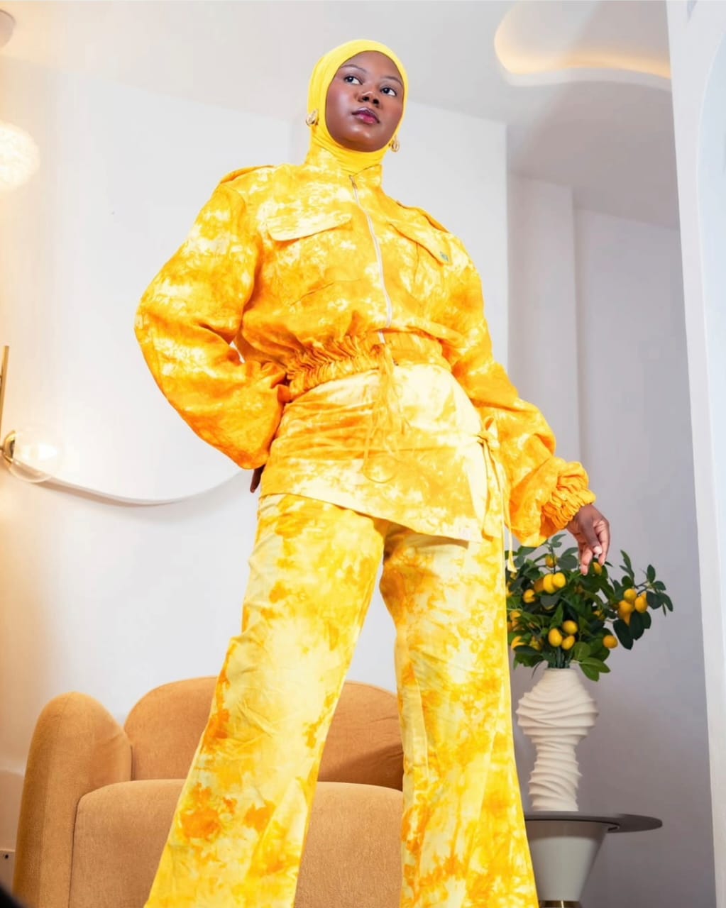 Broderie main d'un motif malinké au fil doré